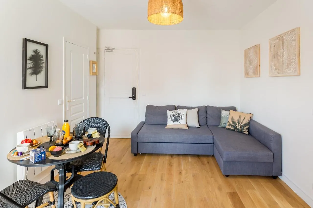 Apartment Residence Saint-Sabin Paris France